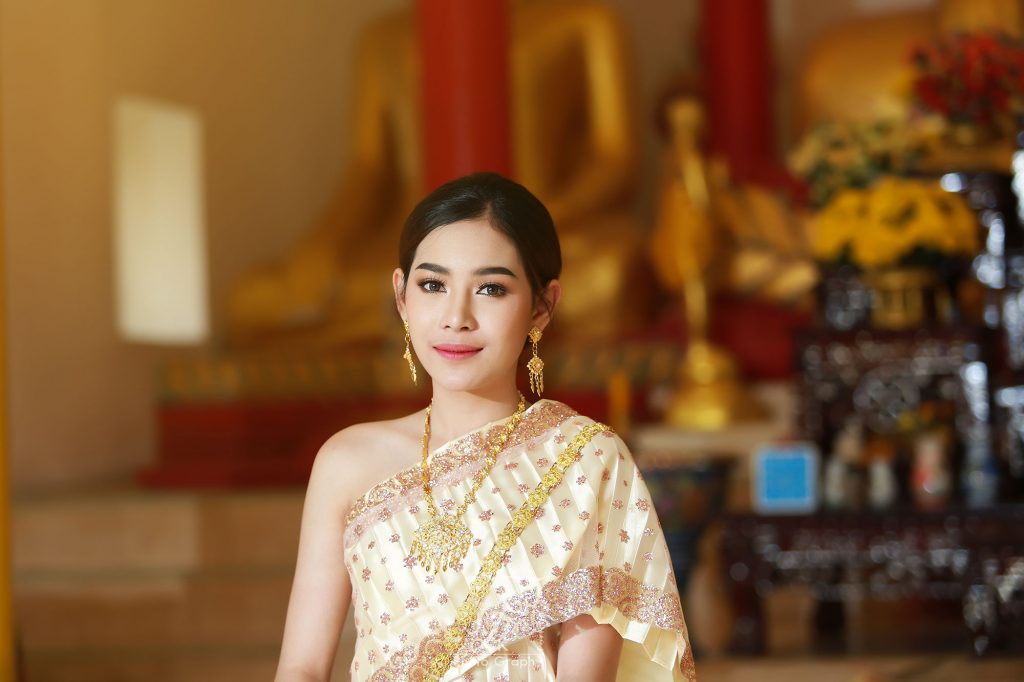 Thai dress travel in phuket thailand