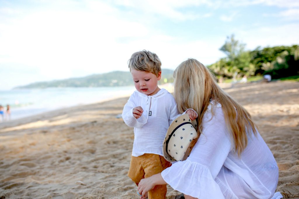 Galyna with Jan happy in phuket