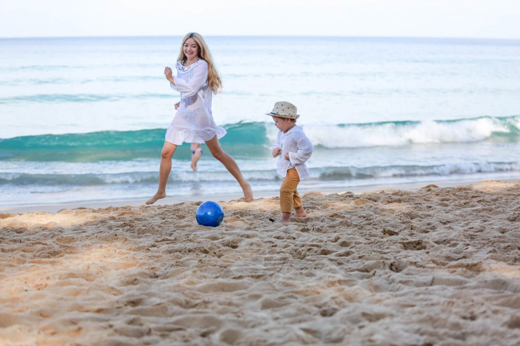 Galyna with Jan happy in phuket